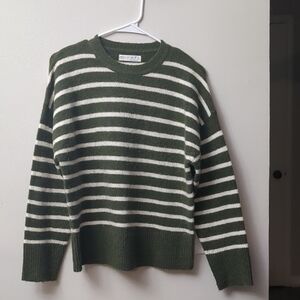 Primark Green and White Crewneck Sweater with Stripes